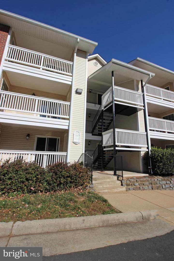 1543 Lincoln Way - Photo 1