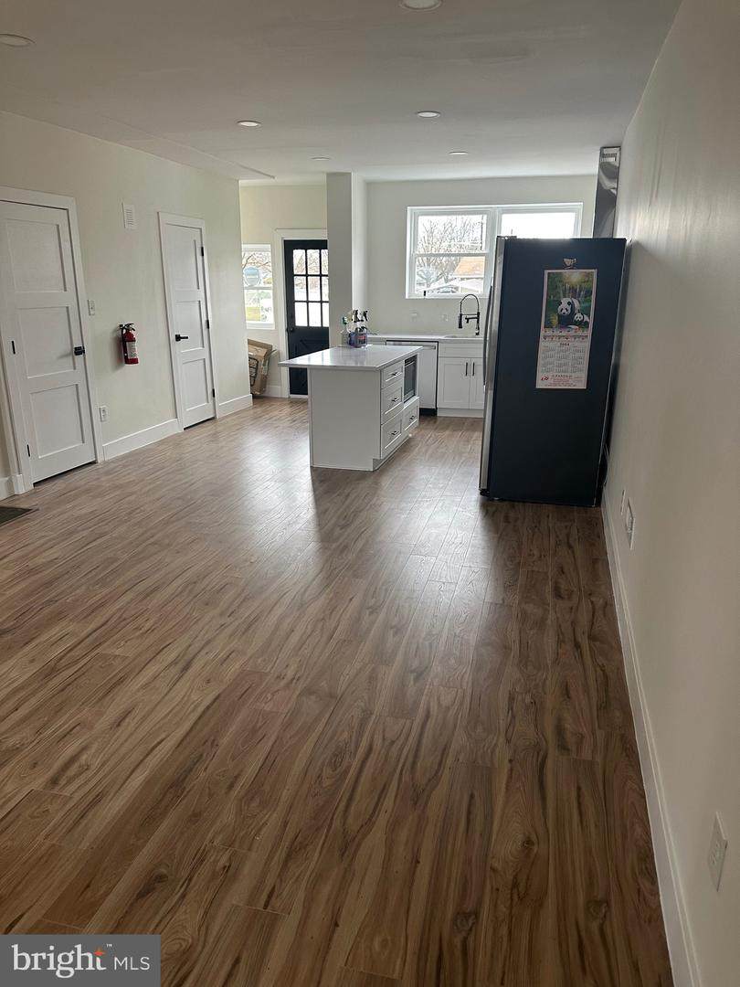 2277 Hollinshed Avenue - Photo 1