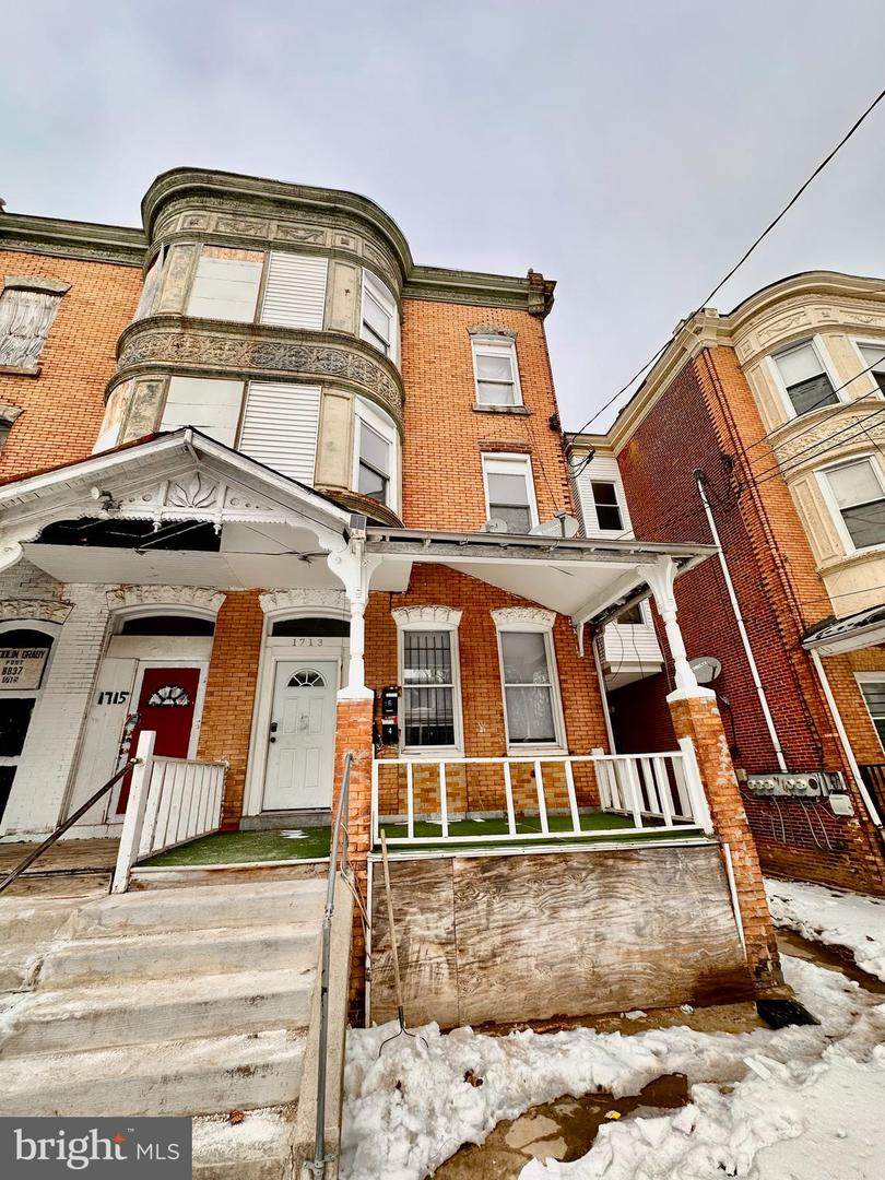 1713 Tioga Street - Photo 1