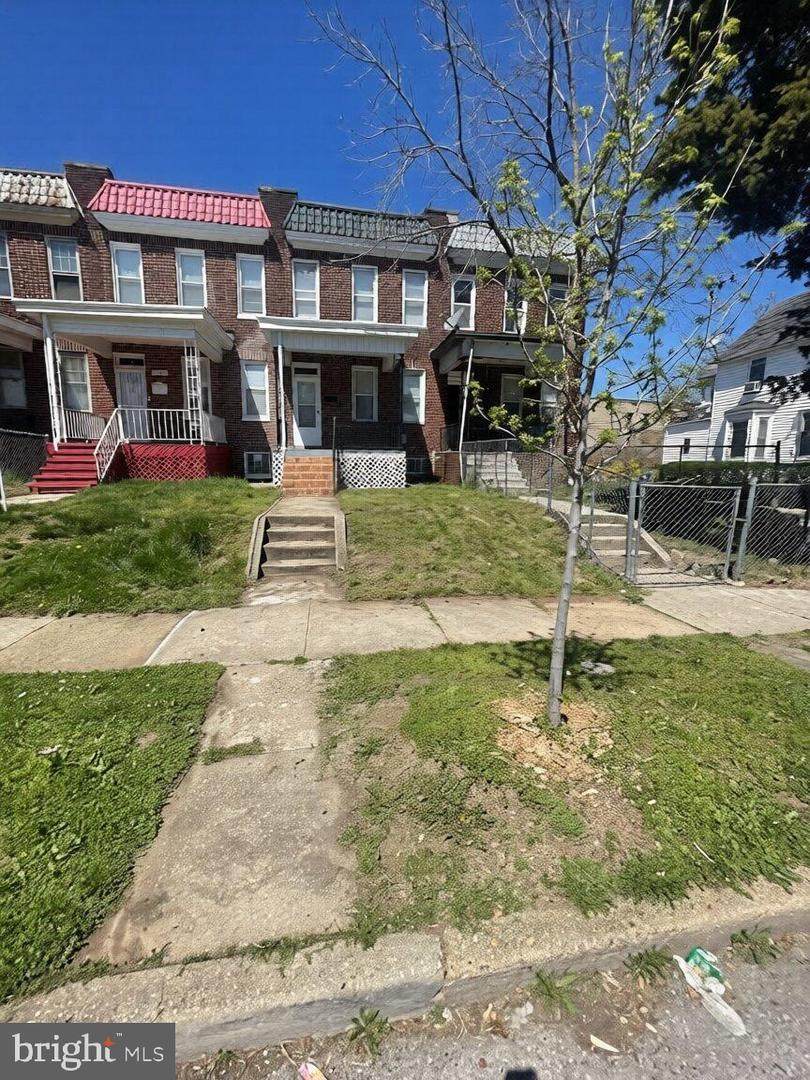 3702 Hayward Avenue - Photo 1