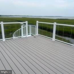 https://bt-photos.global.ssl.fastly.net/brightmls/orig_boomver_1_804515848768-2.jpg