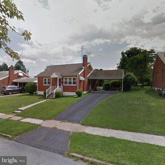 5017 Mauretania Avenue - Photo 1