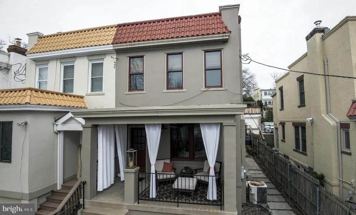 5149 Macarthur Boulevard - Photo 1