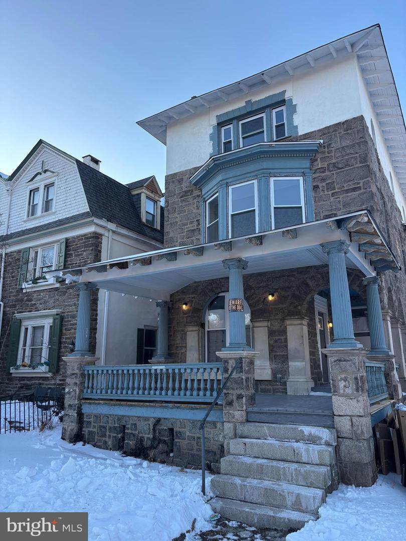 137 Washington Lane - Photo 1