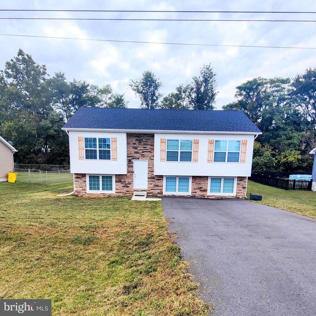 714 Wendover Drive - Photo 1