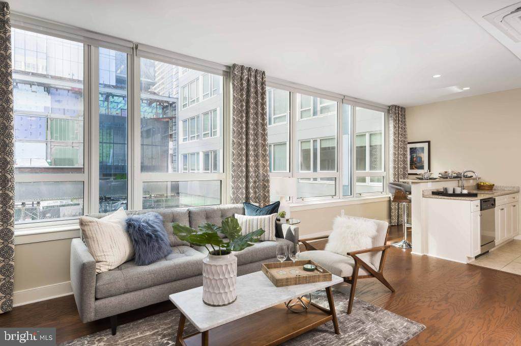 1900-20 Arch Street - Photo 1