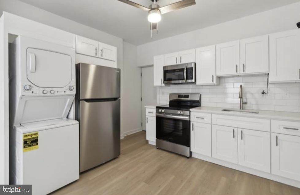 5554 Lansdowne Avenue - Photo 1