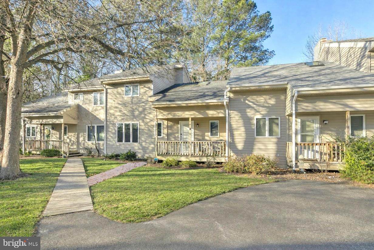 880 Garfield Parkway - Photo 1