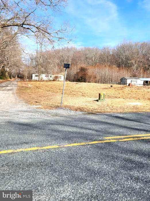 15589 Union Road - Photo 1
