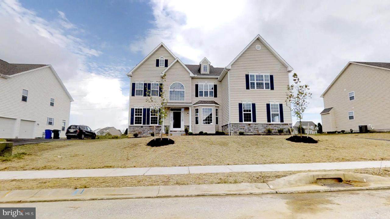 1 Summit Drive - Photo 1