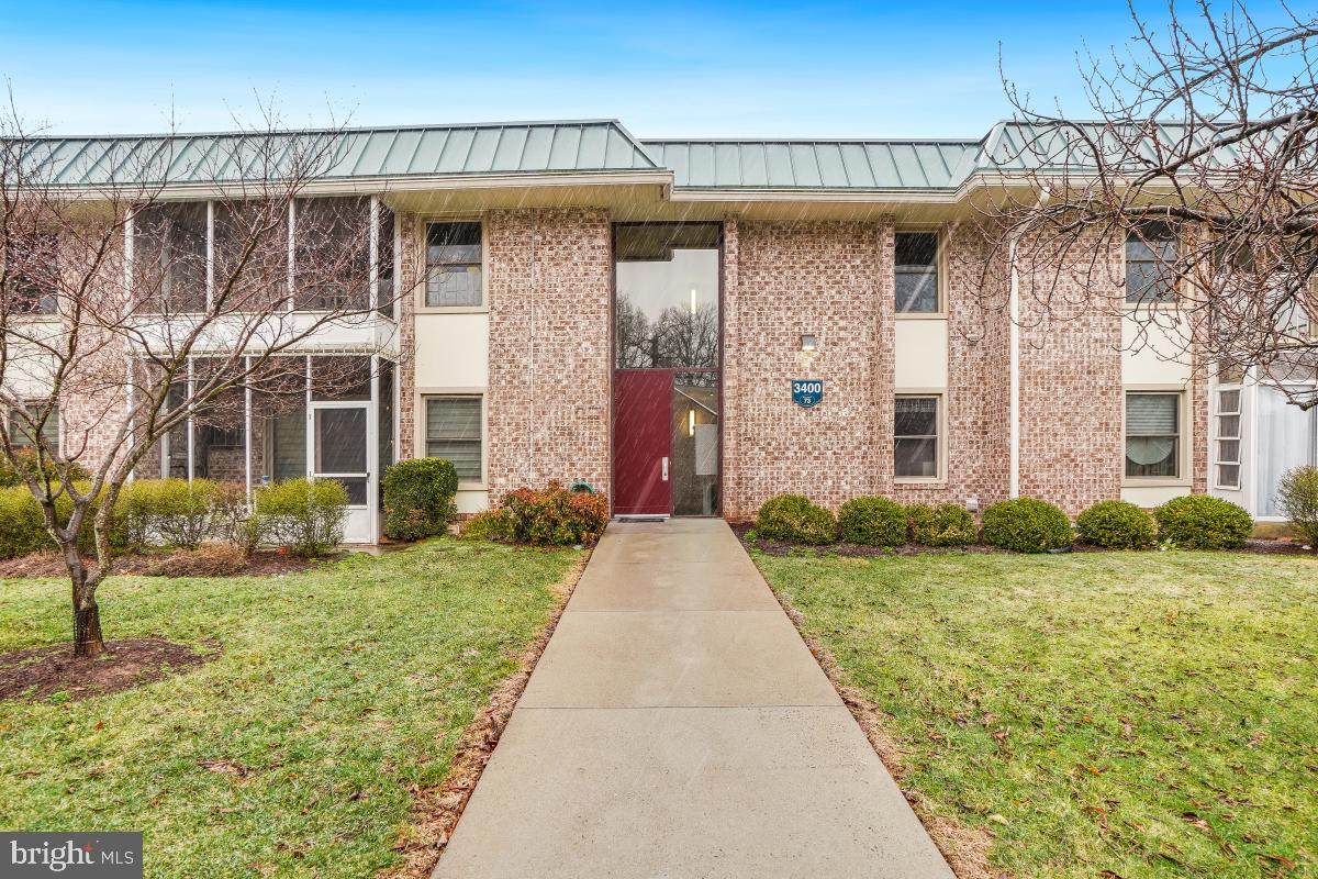3400 Gleneagles Drive - Photo 1