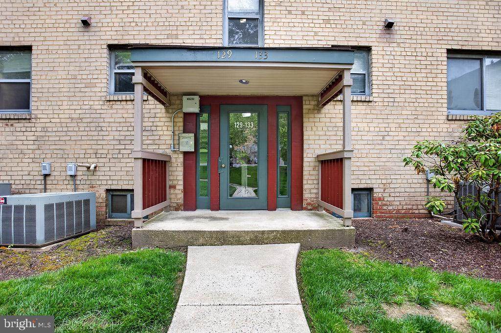 130 Paladin Drive - Photo 1
