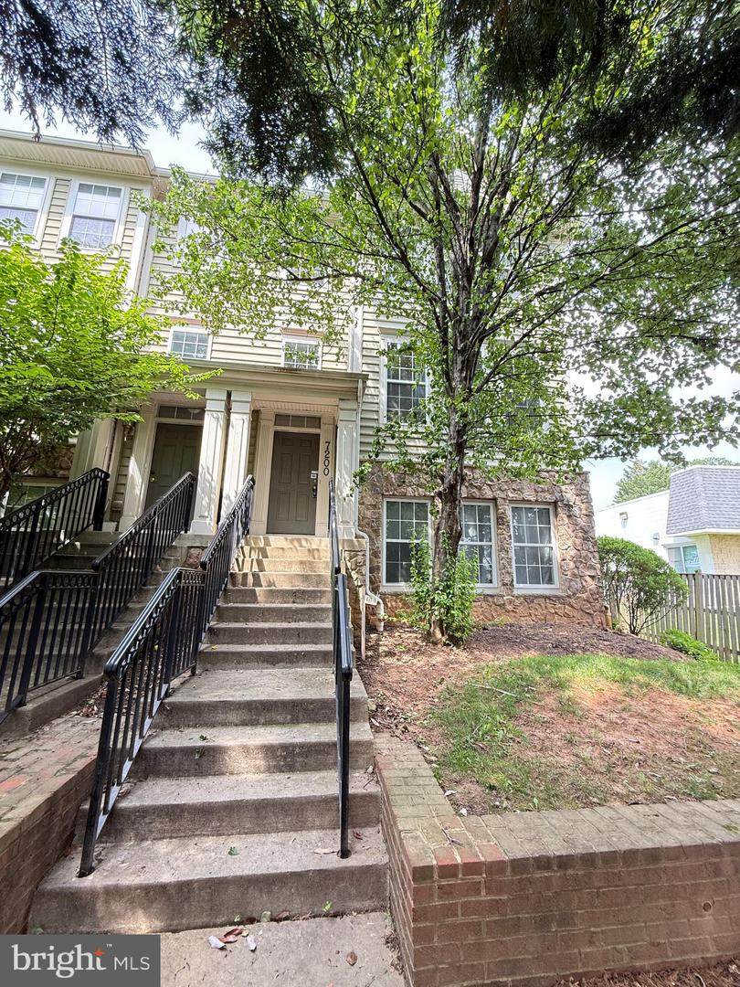 7200 Phelps Hill Court - Photo 1