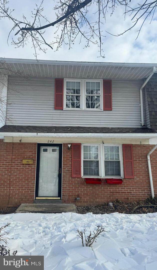 242 Cameron Street - Photo 1