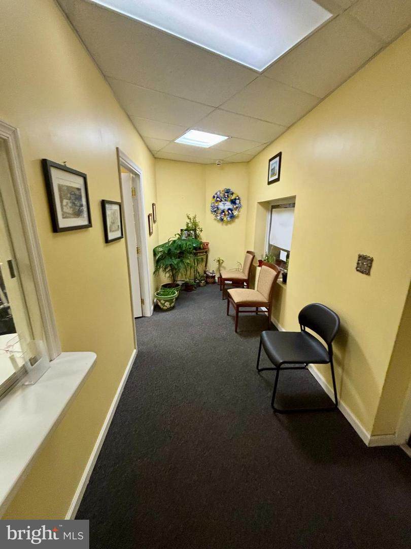 805 Atlantic Avenue - Photo 1