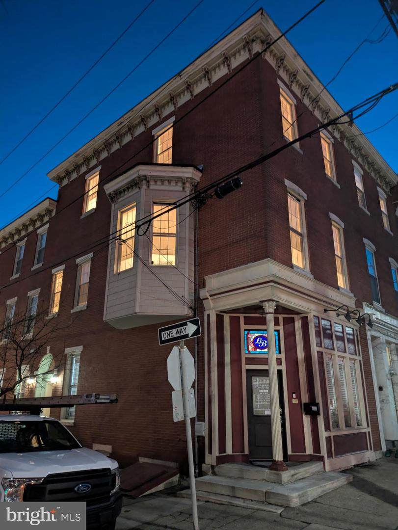 2622 Poplar Street - Photo 1