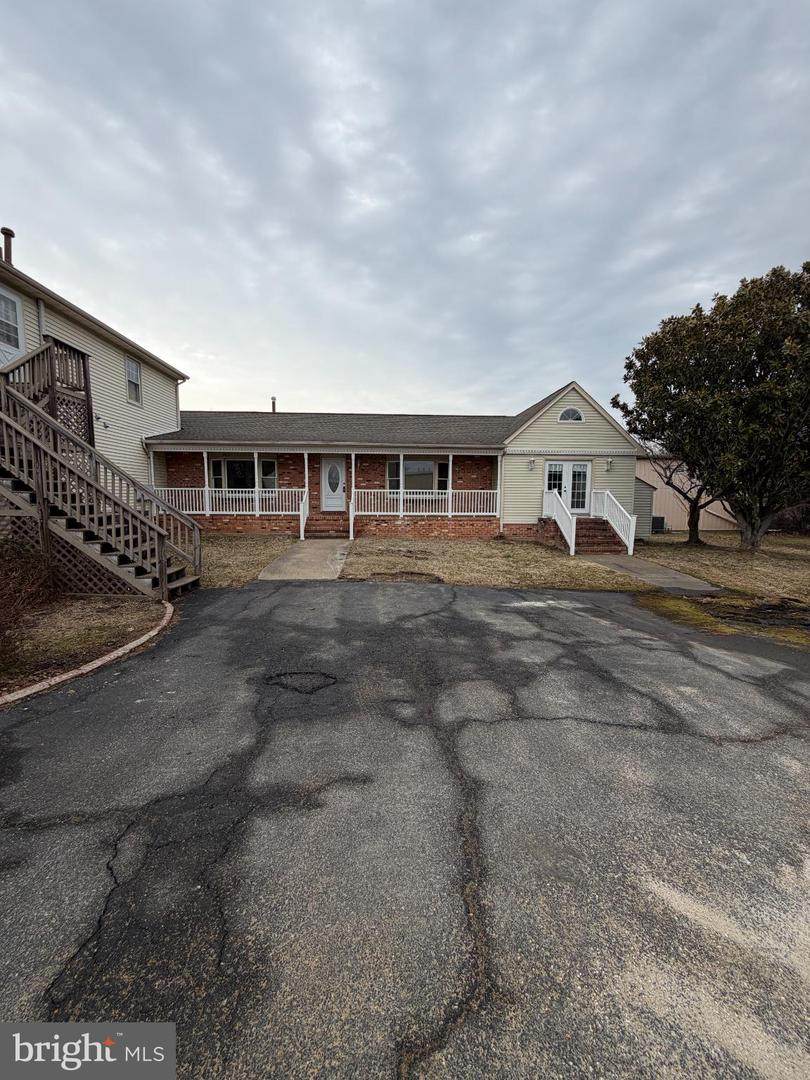 3701 Lafayette Boulevard - Photo 1