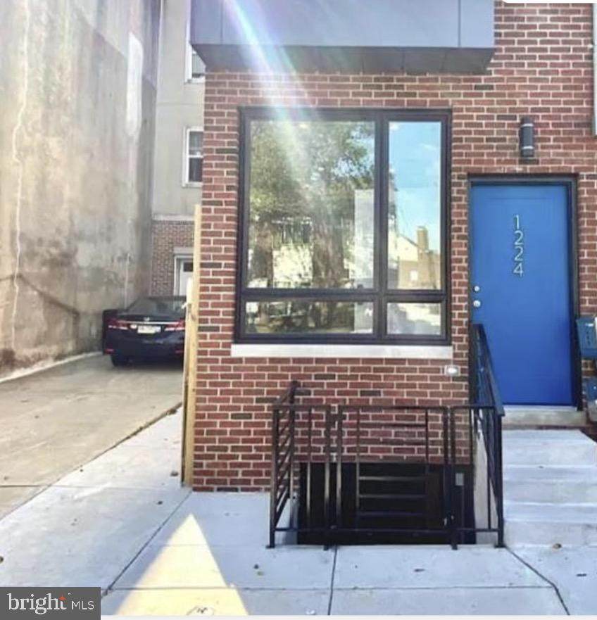 1224 Wallace Street - Photo 1