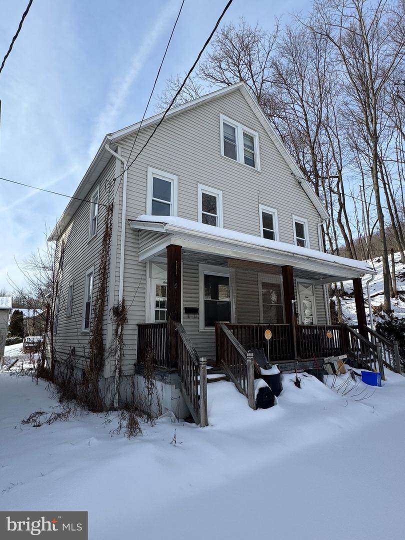 4-6 Campbell Avenue - Photo 1