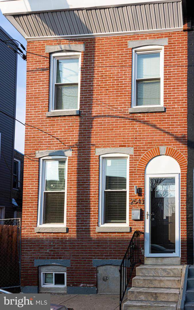 2543 Nicholas Street - Photo 1