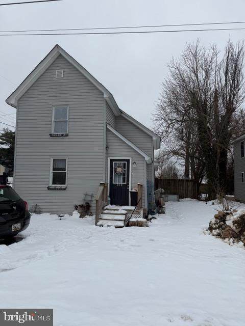 208 2ND Street - Photo 1