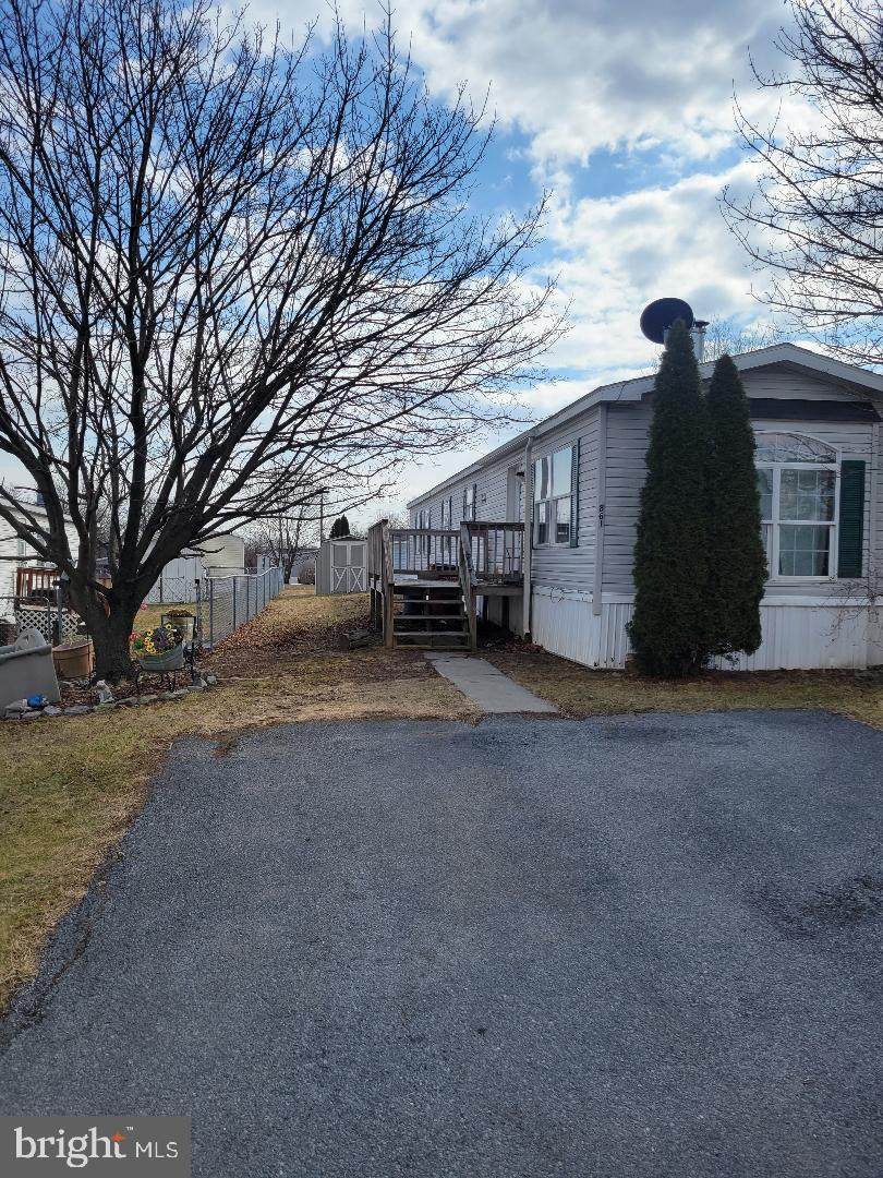 861 Royal Crest Drive - Photo 1