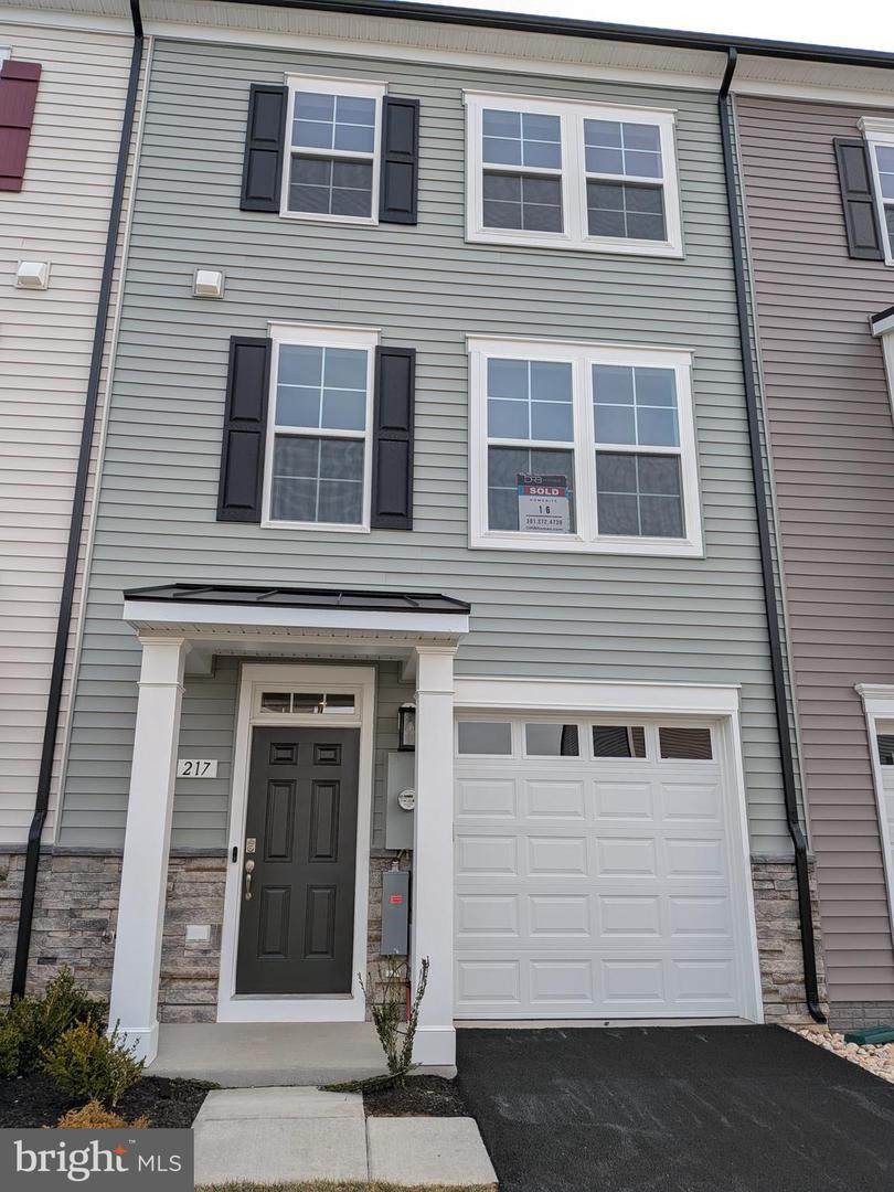 217 Monteith Drive - Photo 1