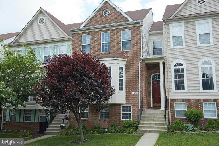 21240 Millwood Square - Photo 1