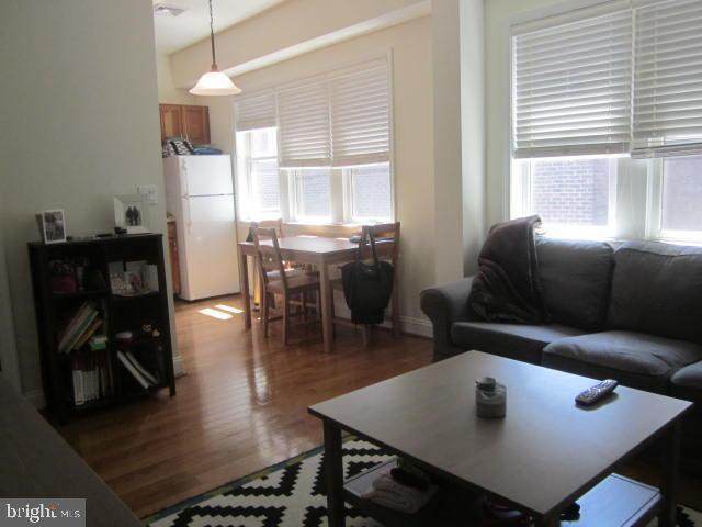 133 18TH Street - Photo 1