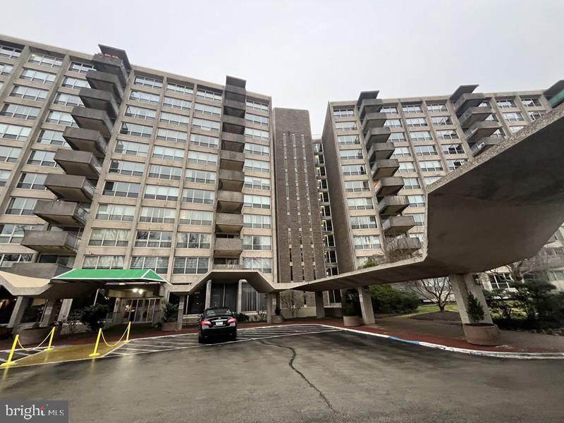 1001 City Avenue - Photo 1