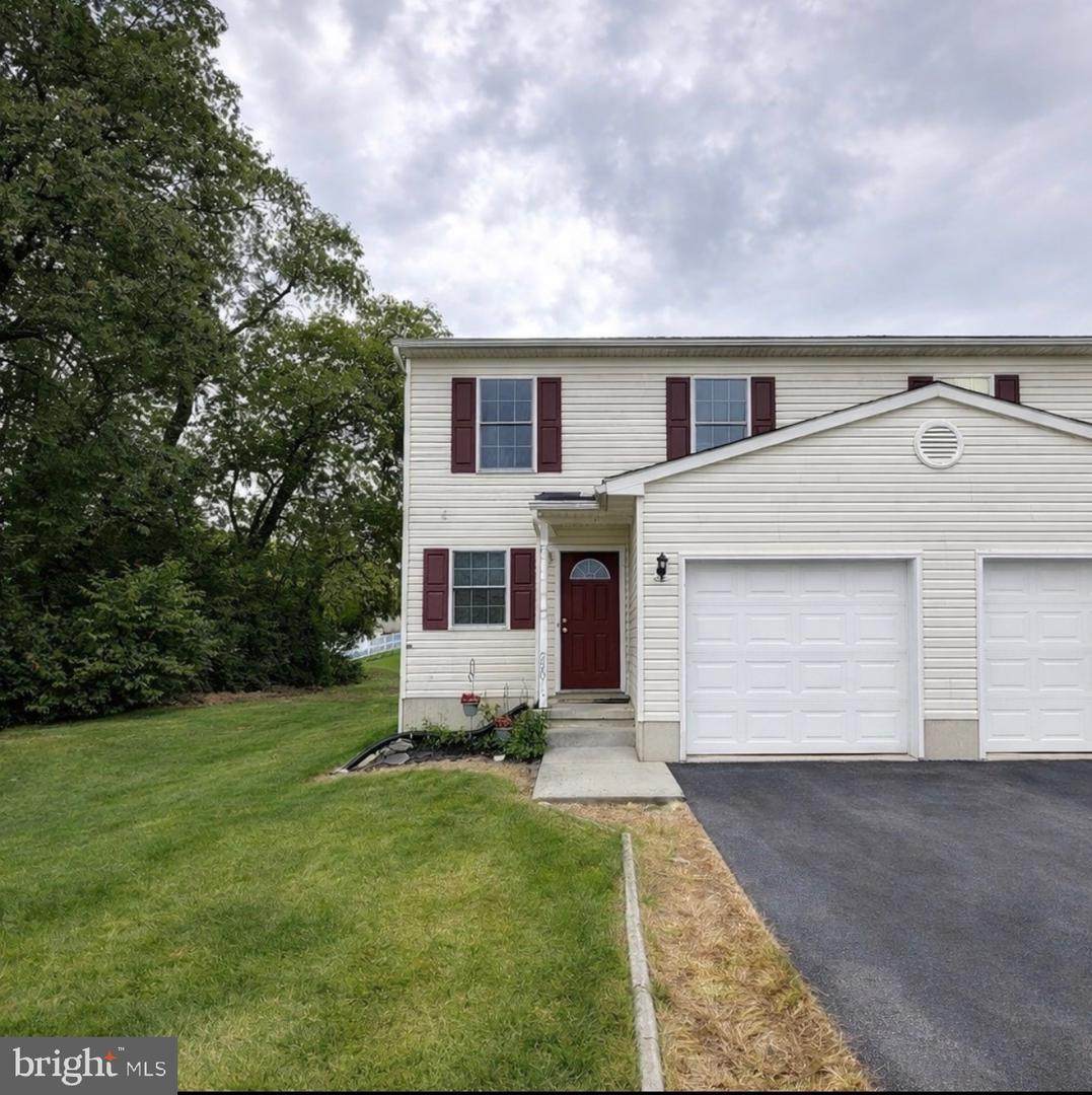 220 Red Cedar Lane - Photo 1