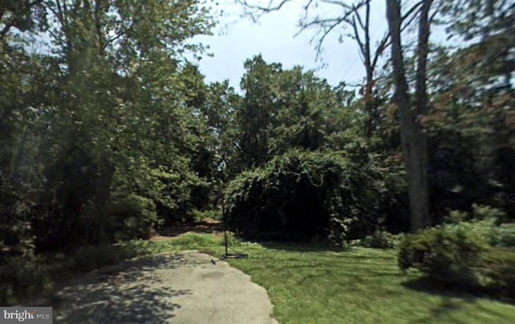 7937 Riverside Drive - Photo 1