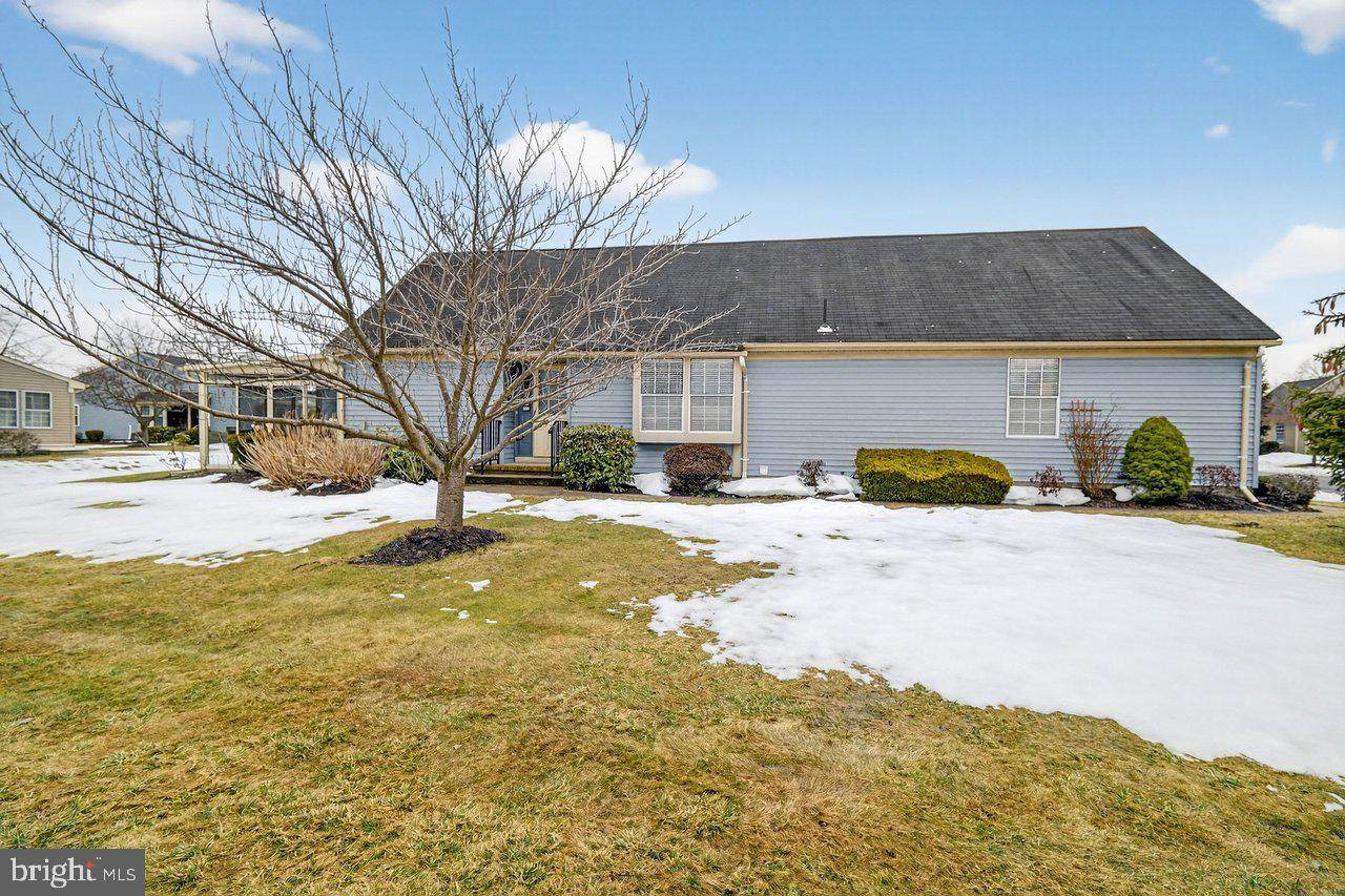 17-B George Washington Drive - Photo 1