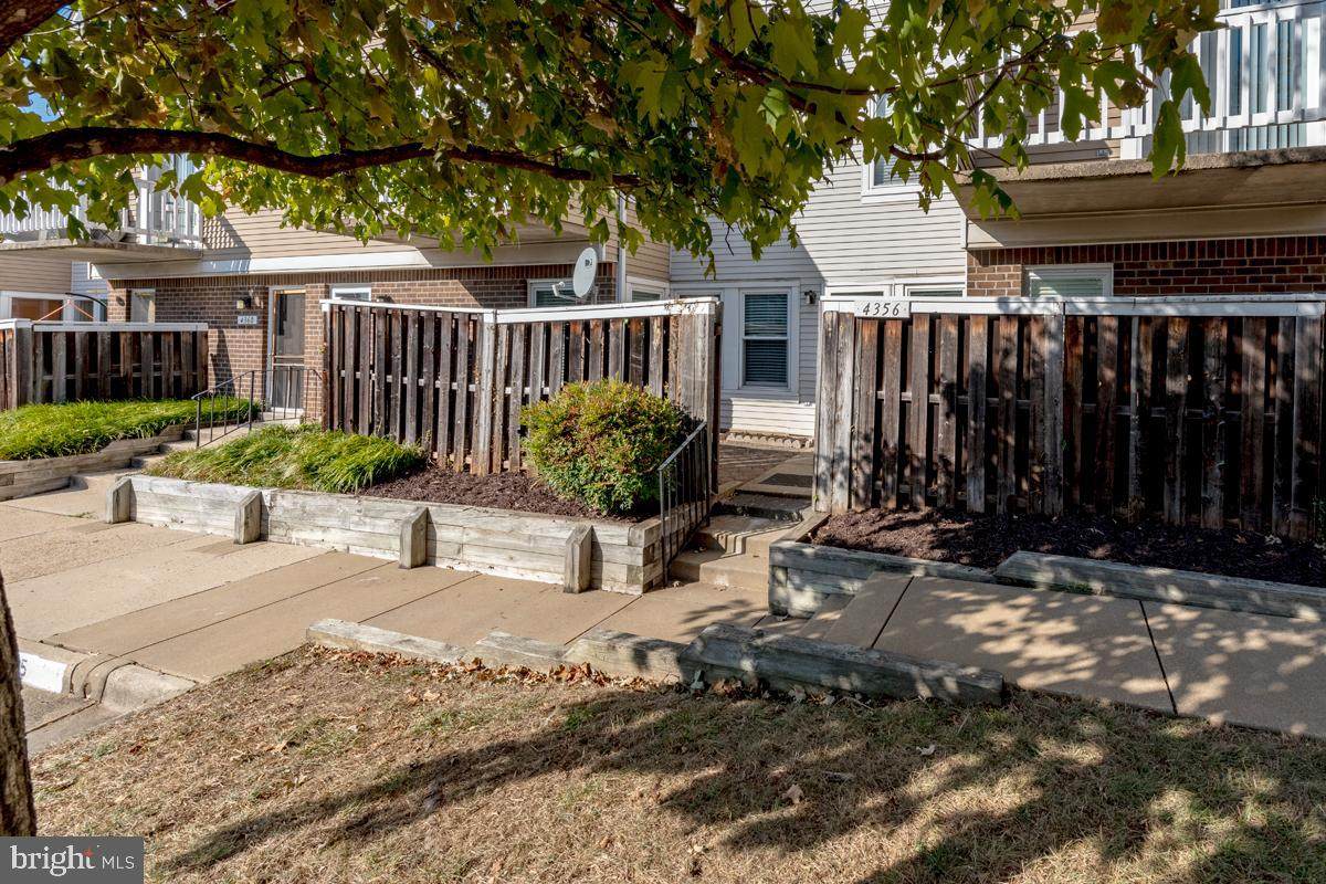 4356 Pembrook Village Drive - Photo 1