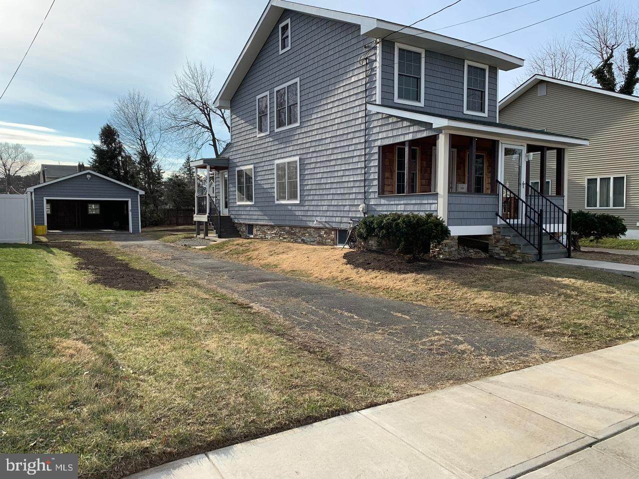 743 Valley Forge - Photo 1