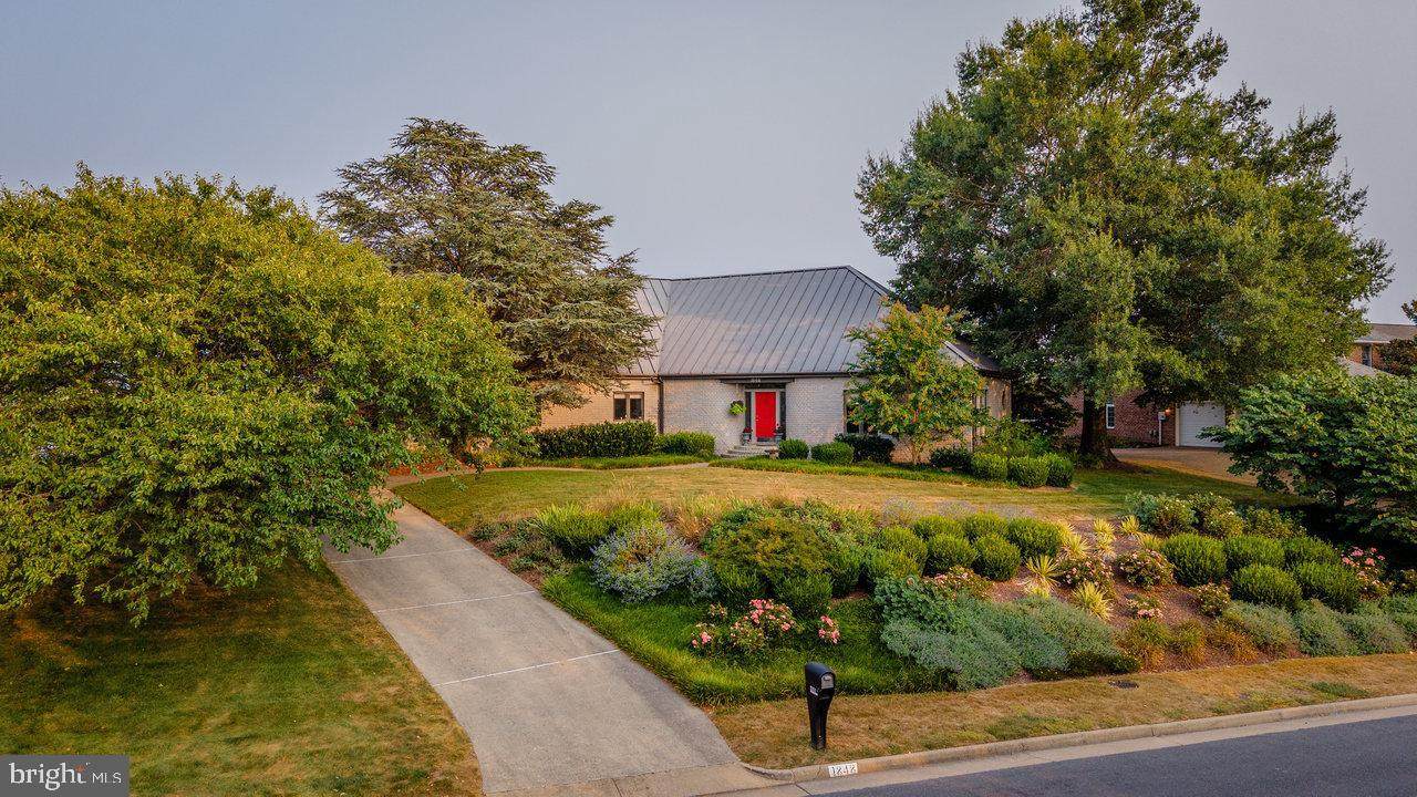 1848 College Avenue - Photo 1