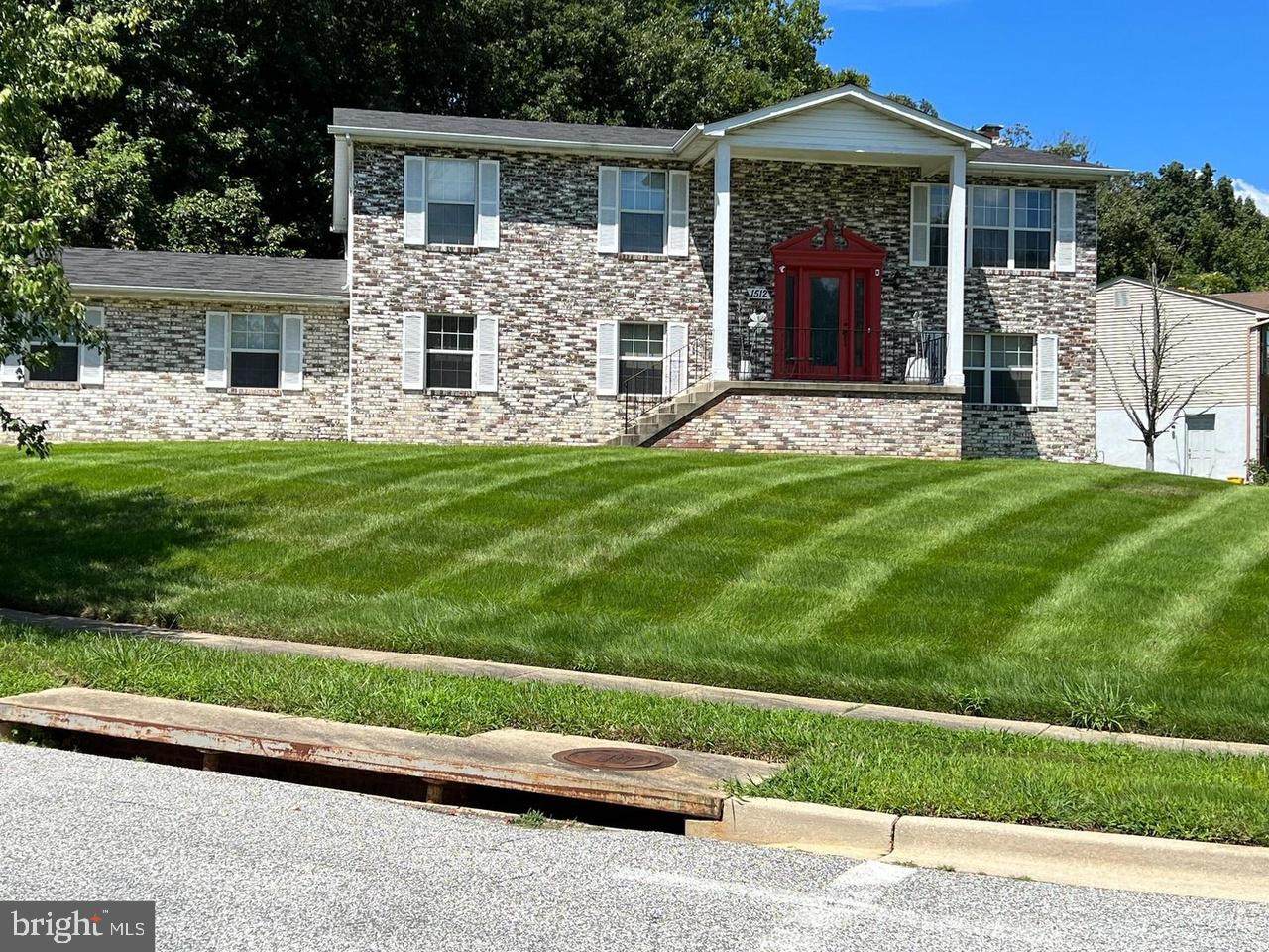 1512 Jomar Drive - Photo 1