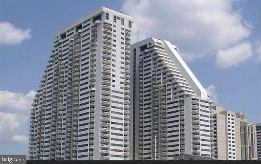 3101 Boardwalk - Photo 1