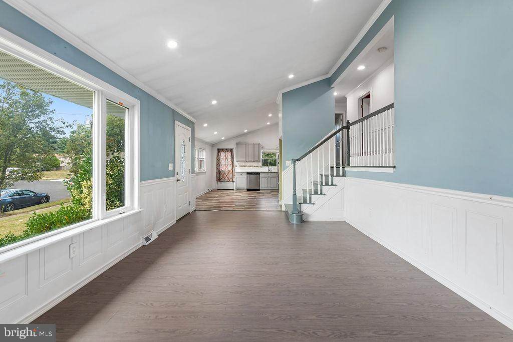 23 Sunset Drive - Photo 1