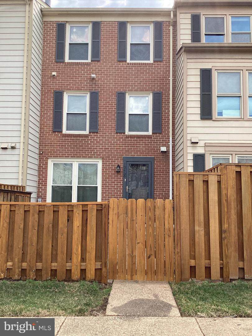 10439 Dylan Place - Photo 1
