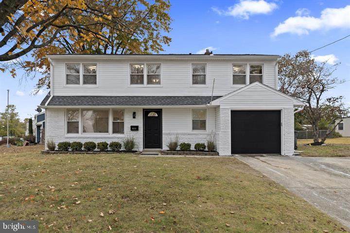 500 University Blvd - Photo 1