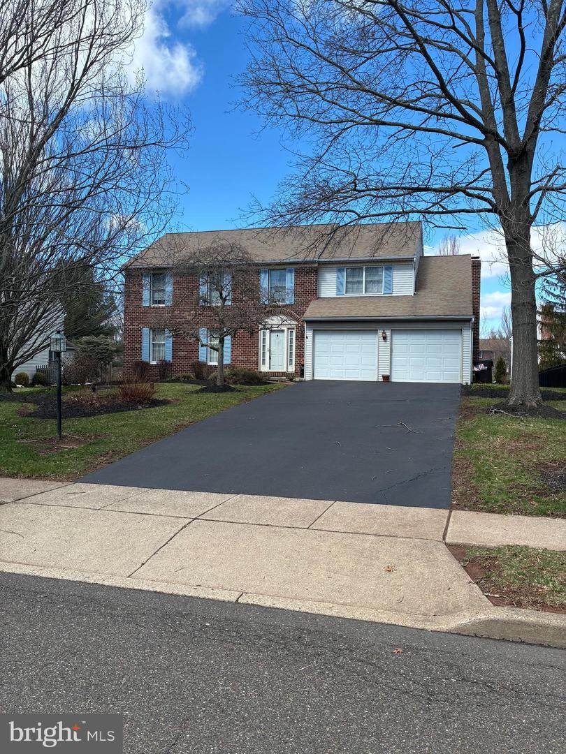 425 Shoemaker Way - Photo 1