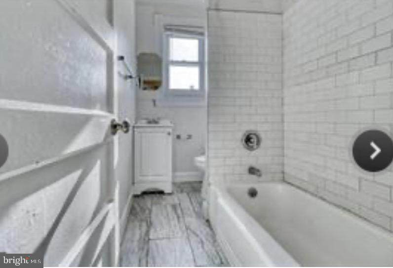 2429 Washington Boulevard - Photo 1