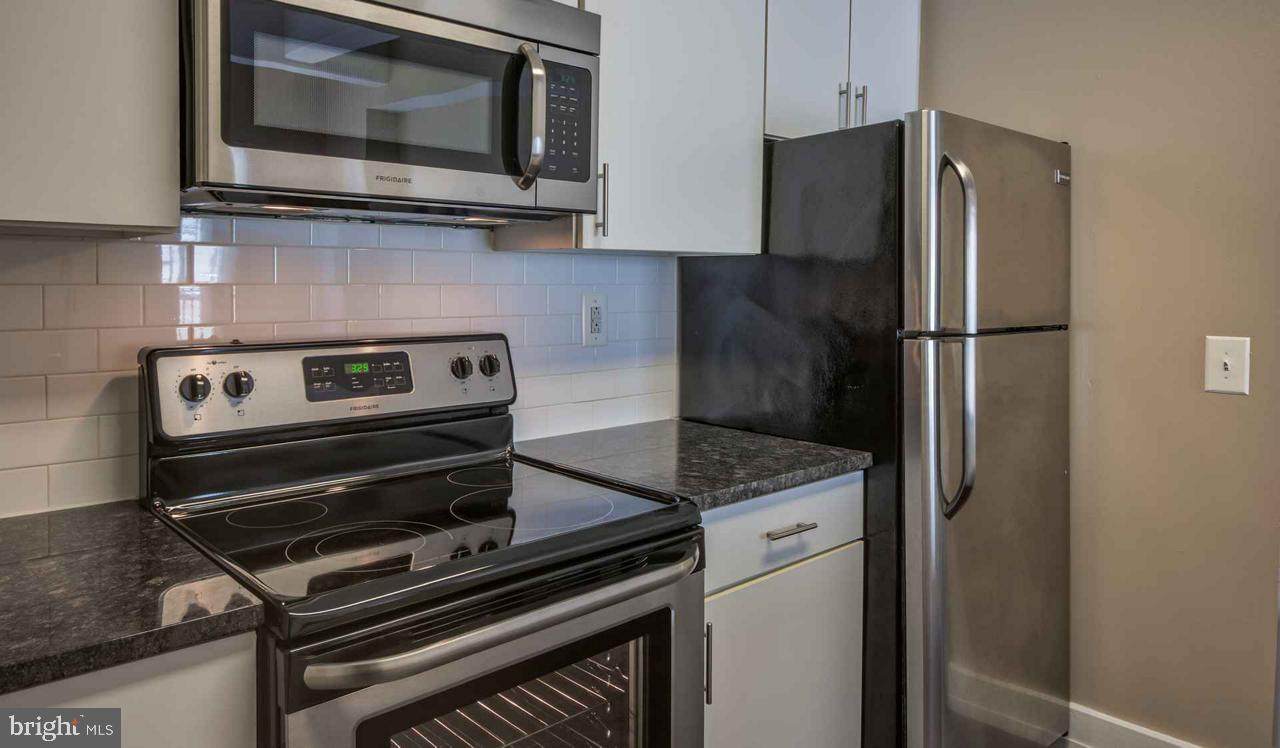 3131 Walnut Street - Photo 1