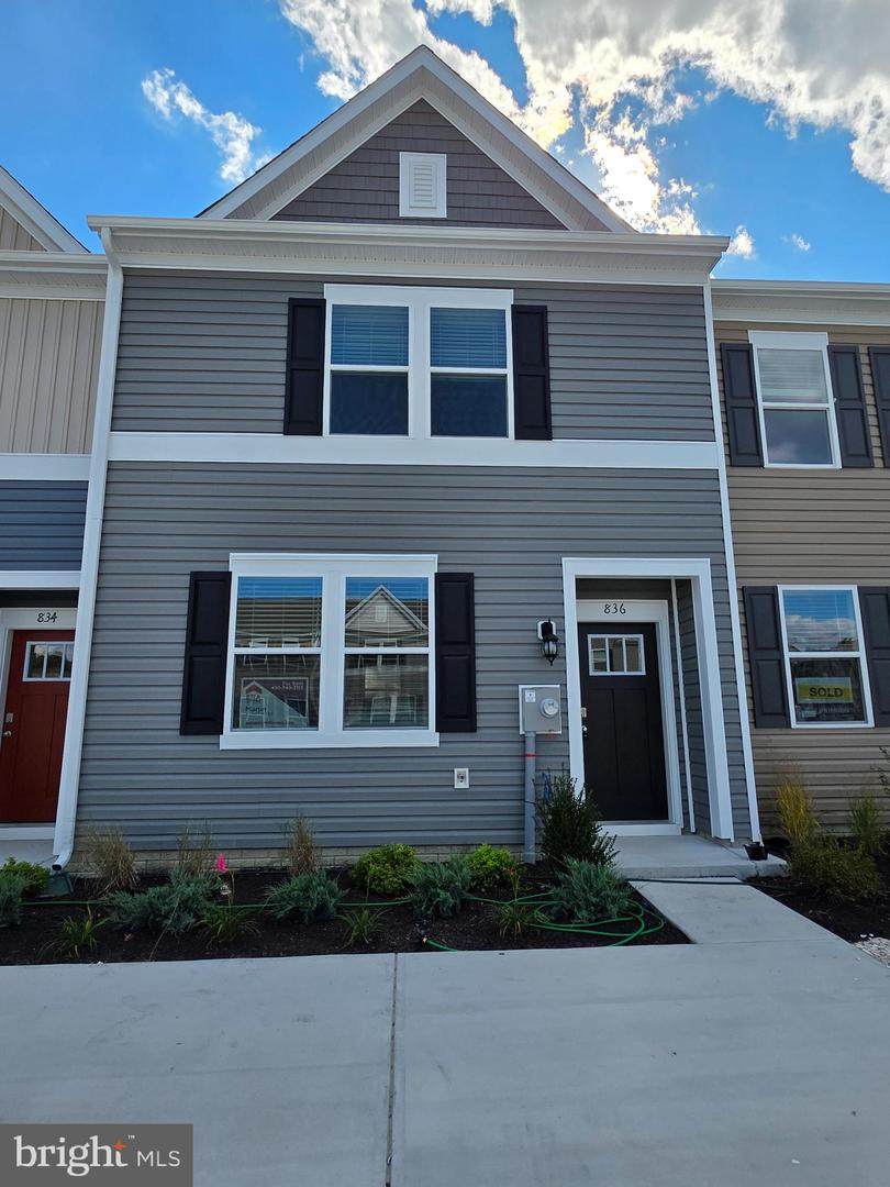 836 Mersey Lane - Photo 1