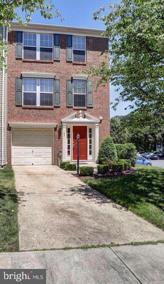 102 Cagney Terrace - Photo 1