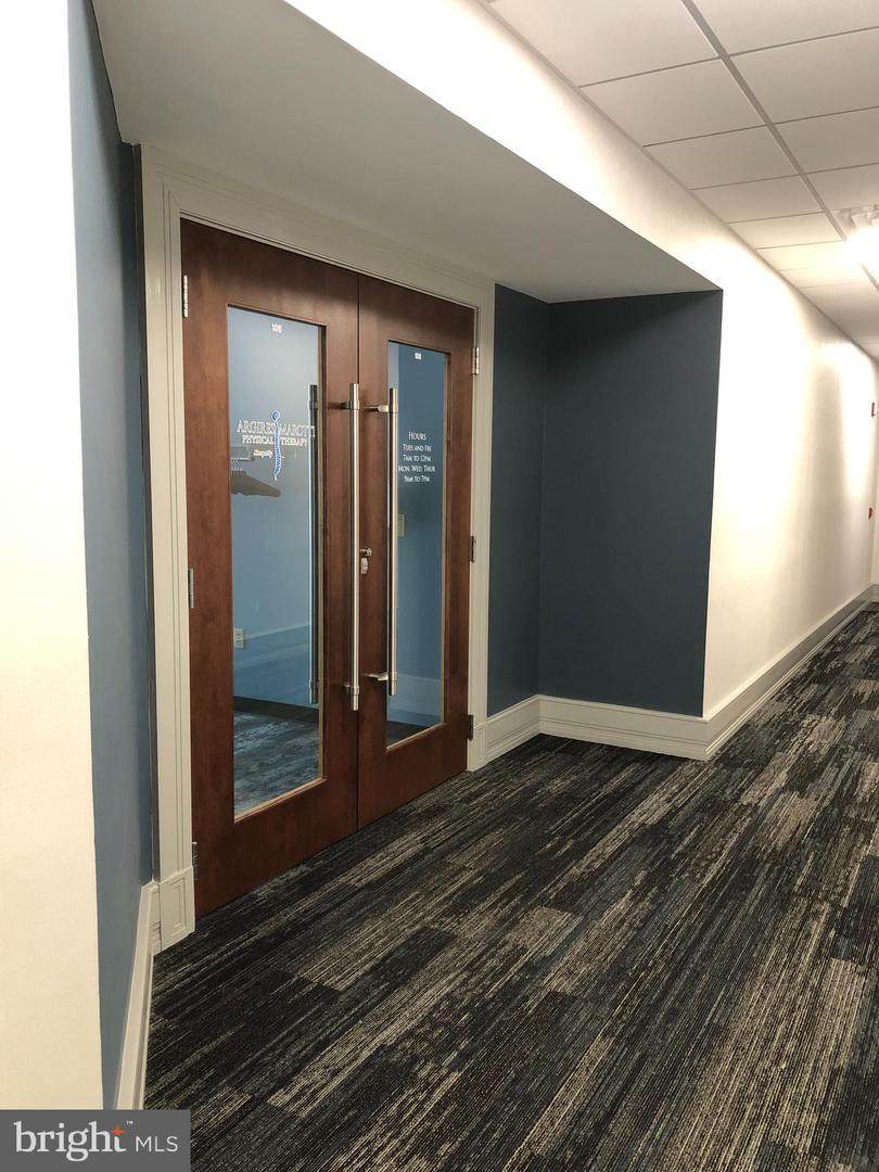 160 Pointe Boulevard - Photo 1