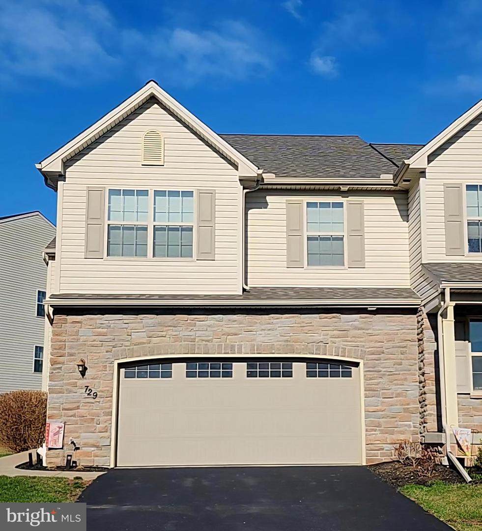 729 Westland Court - Photo 1