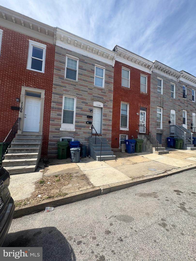 1108 Bond Street - Photo 1