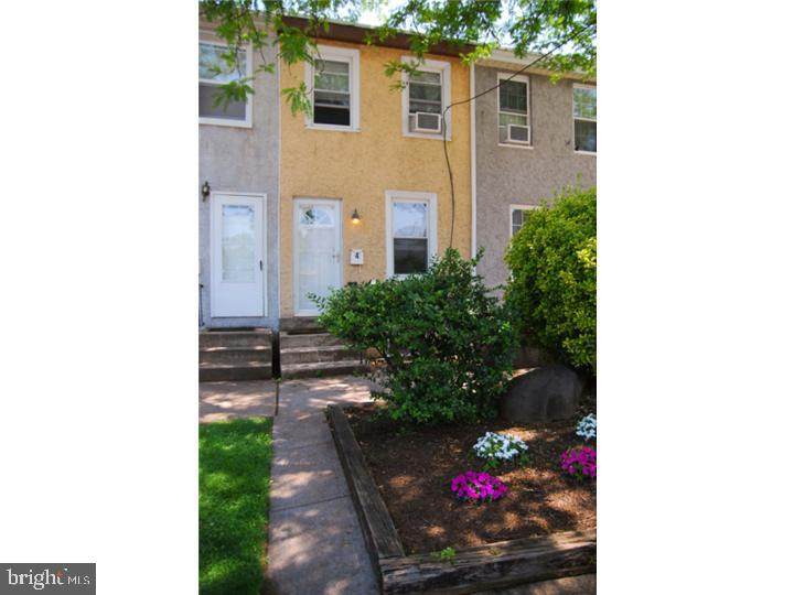 4 1ST Avenue - Photo 1